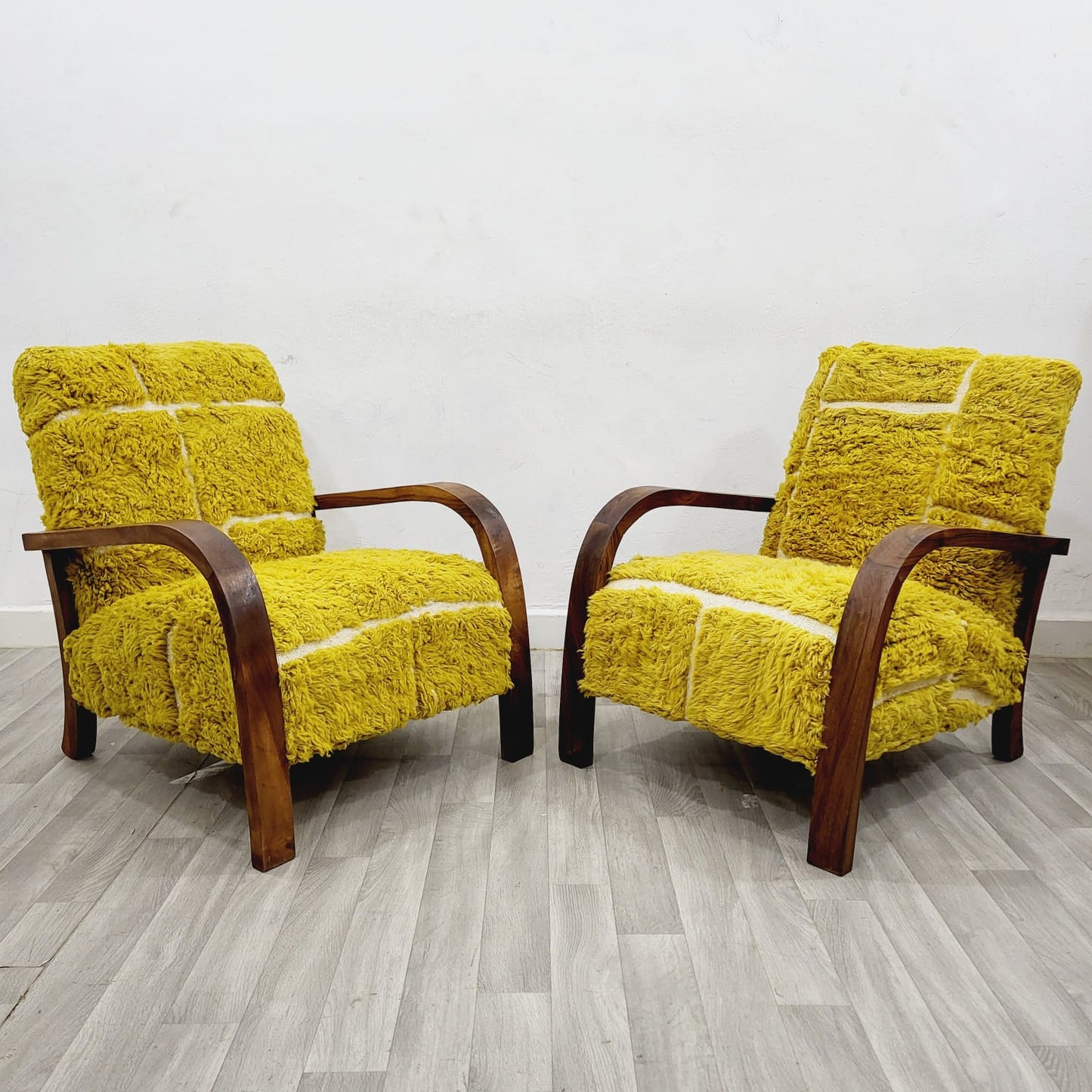 Mustard Pot Vintage Retro Lounge Chair