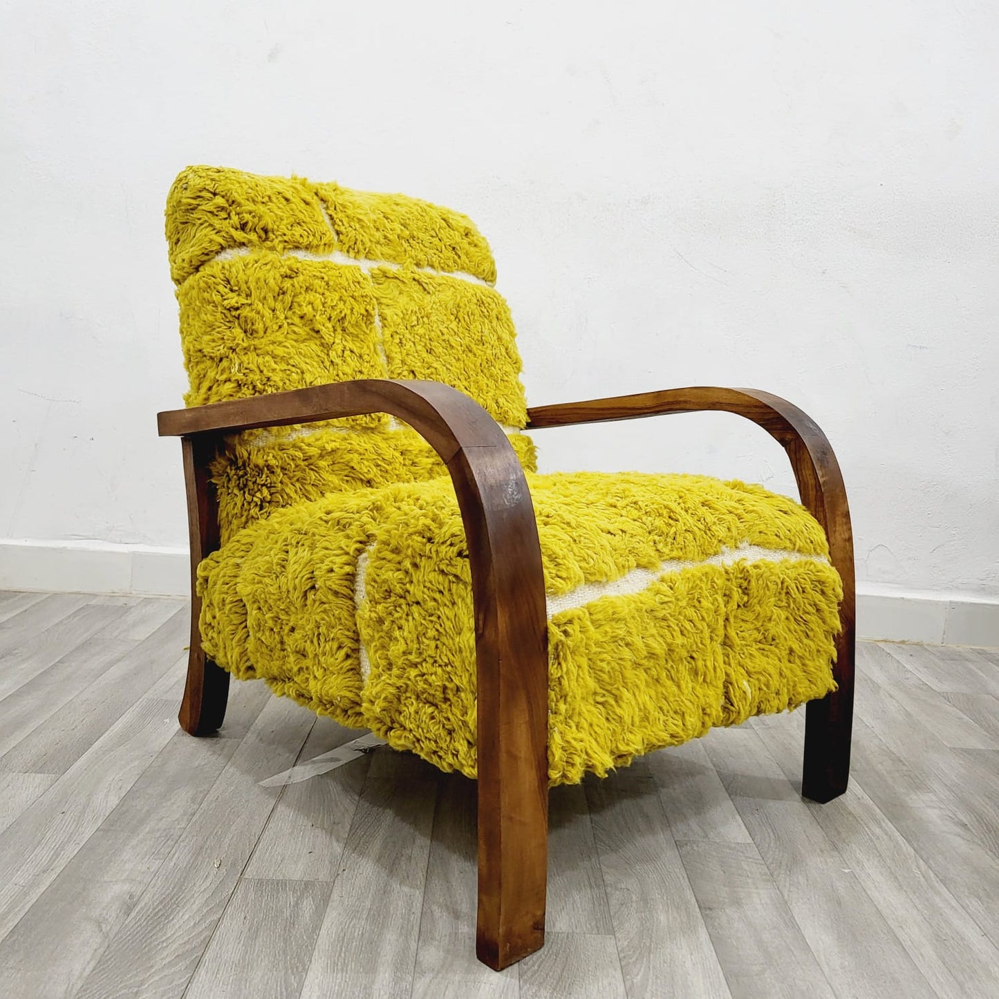 Mustard Pot Vintage Retro Lounge Chair