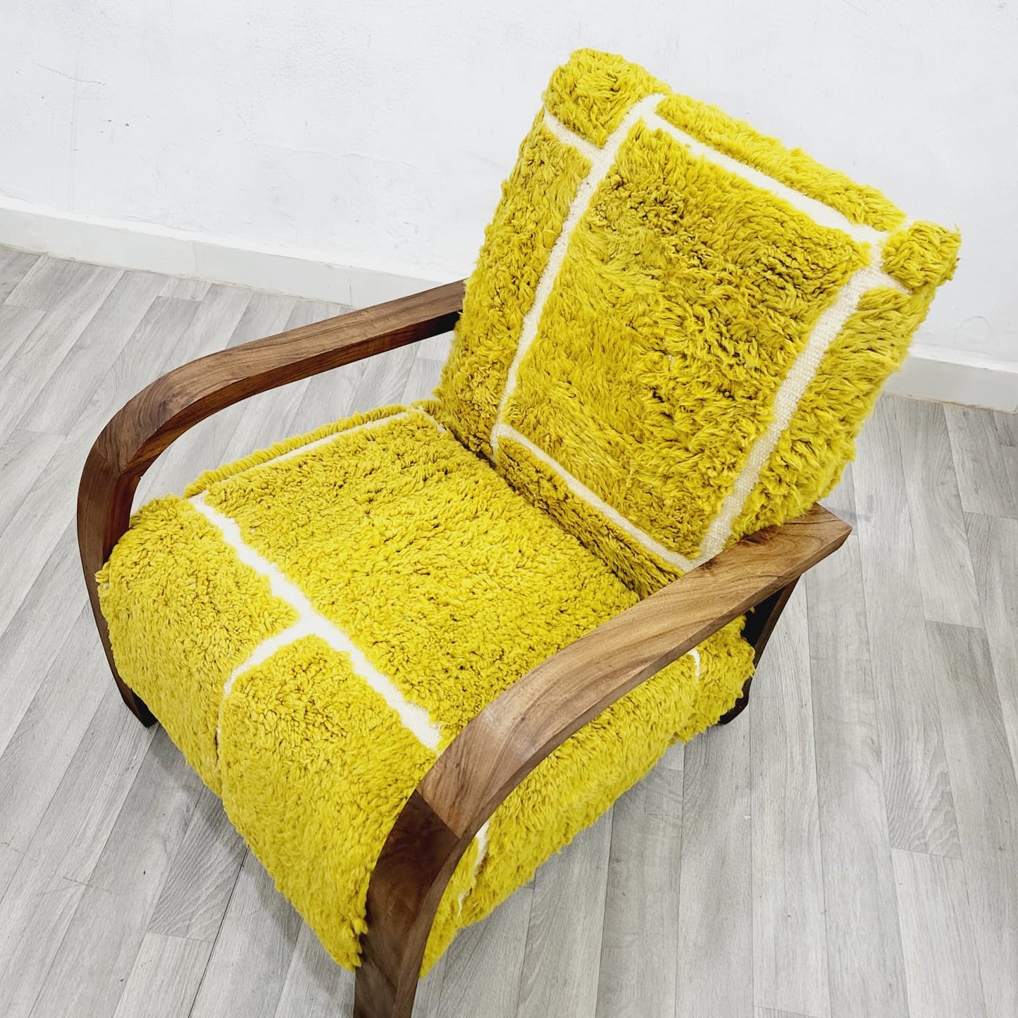 Lemon Vintage Retro Lounge Chair