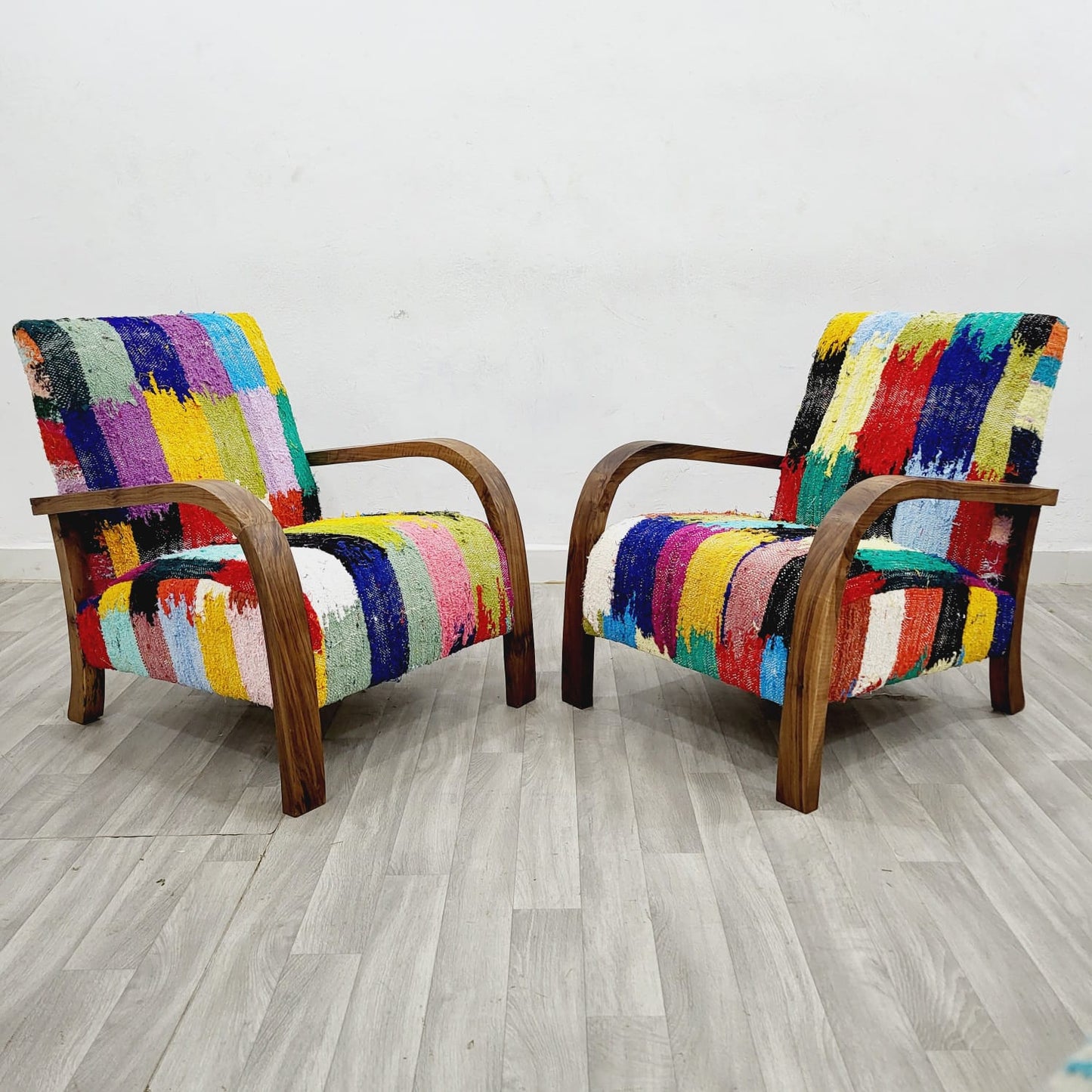 Colour Splash Vintage Retro Lounge Chair