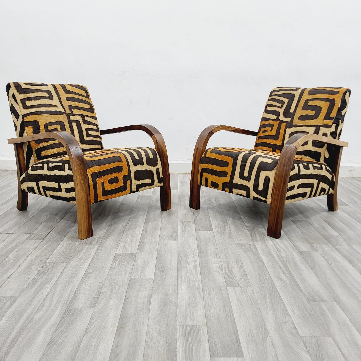 African Vintage Retro Lounge Chair