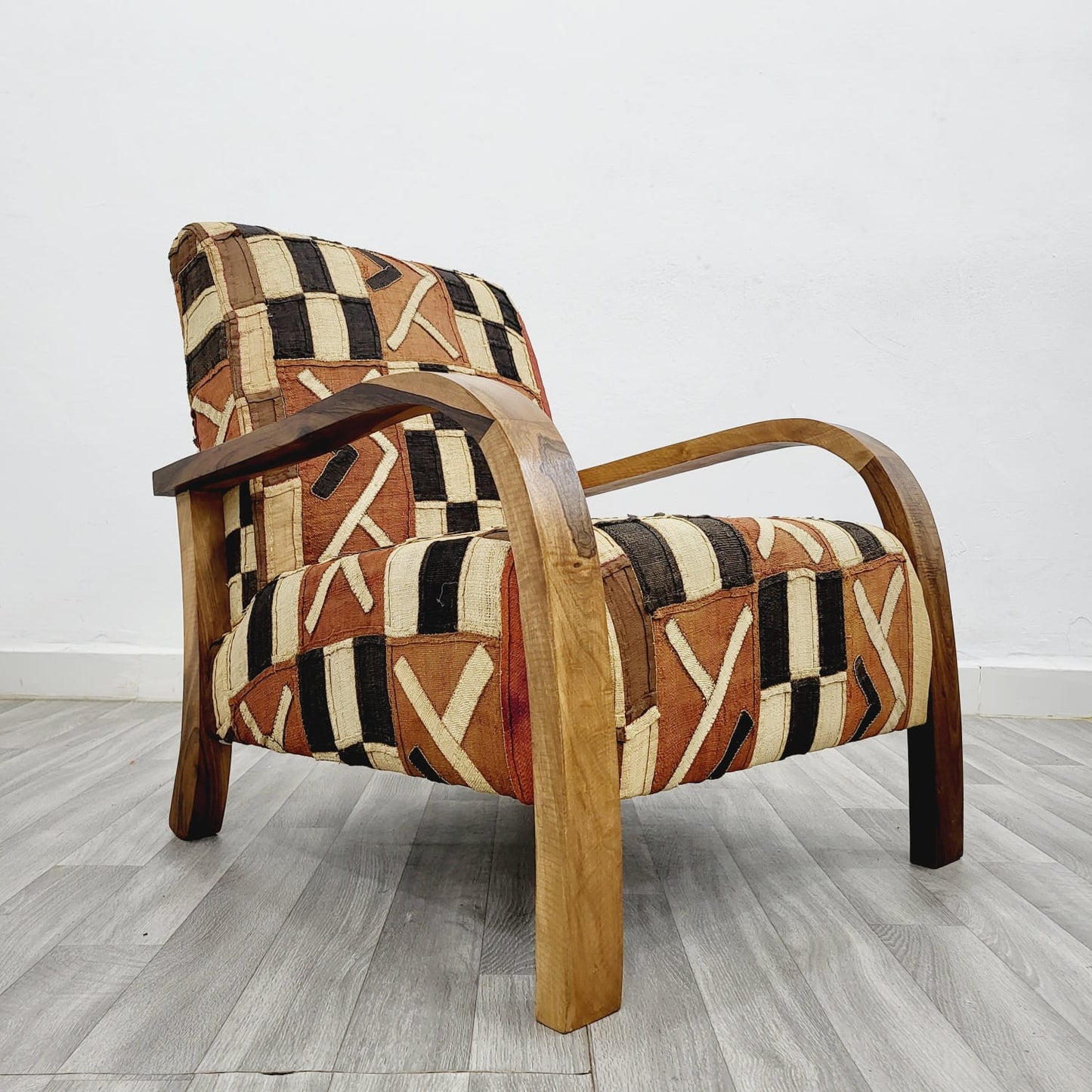 Patch Vintage Retro Lounge Chair